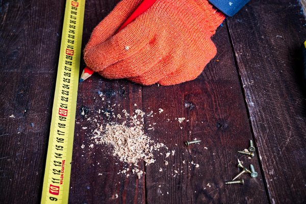 Guide Ultime pour le Nettoyage et l'Entretien de vos Sculptures de Jardin